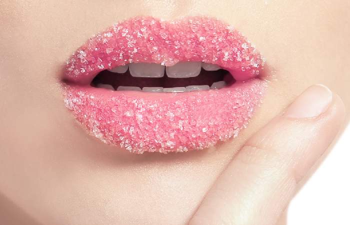 What are lip scrubs?