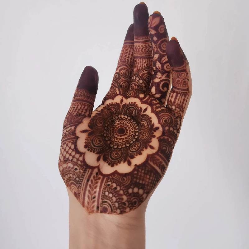 Stylish Front Hand Mehndi Design