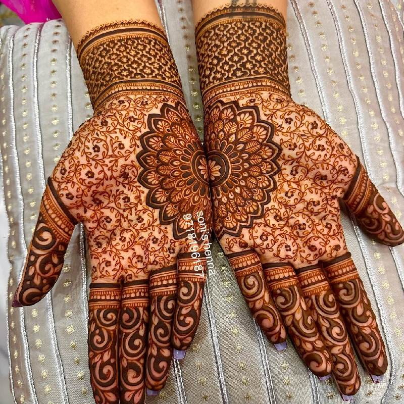 Instagram Stylish Front Hand Mehndi Design