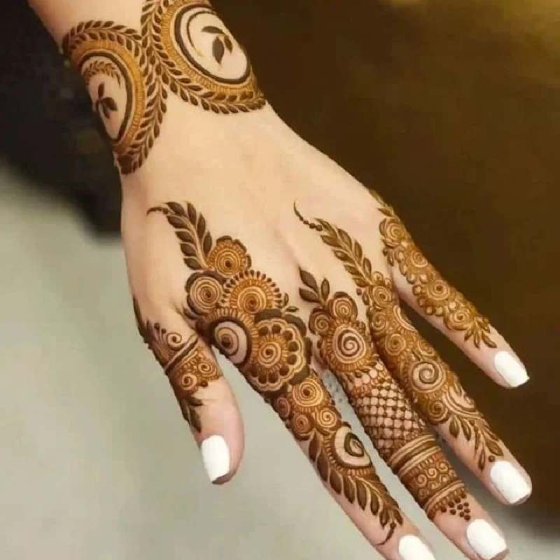 Finger Mehndi Design