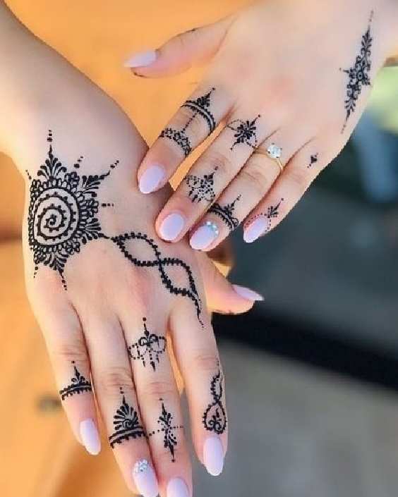 Simple & Easy Mehndi Design