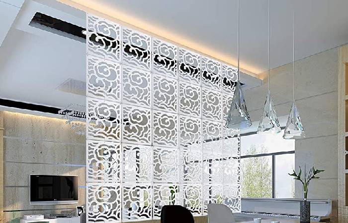 Geometric metal screens